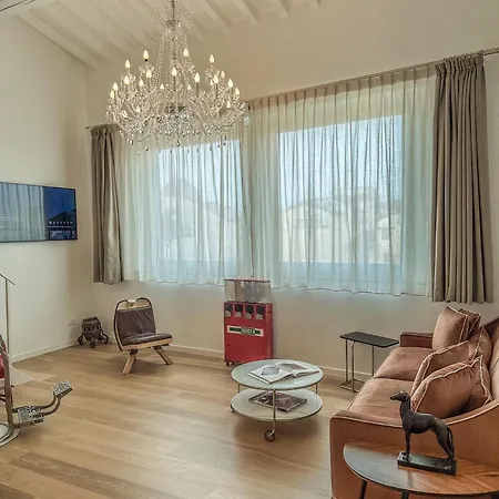 Aparthotel Art