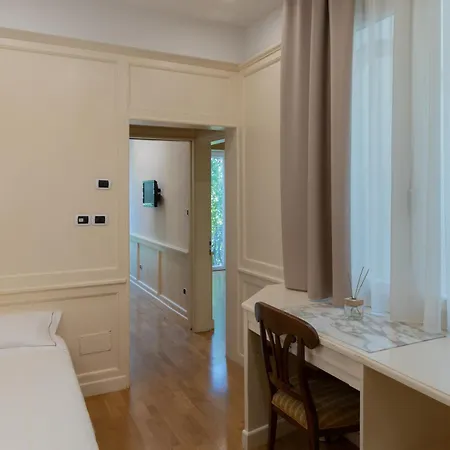 Hotel Adler Cavalieri Hotel-private & Gym