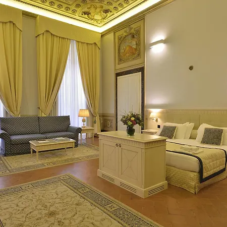 Palazzo Guicciardini Hotel 3*