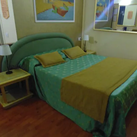 Bed & Breakfast Relais Dante E Beatrice 3*