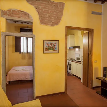 Apartment Ruggini