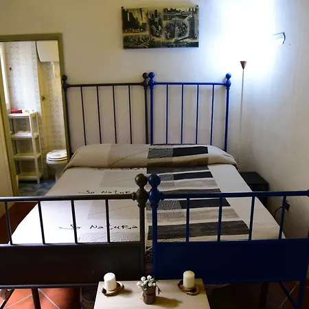 Apartman Il Segreto Di Via Laura - House In