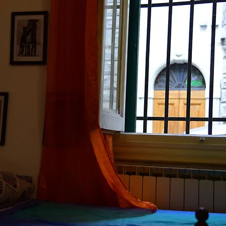 Il Segreto Di Via Laura - House In Apartman