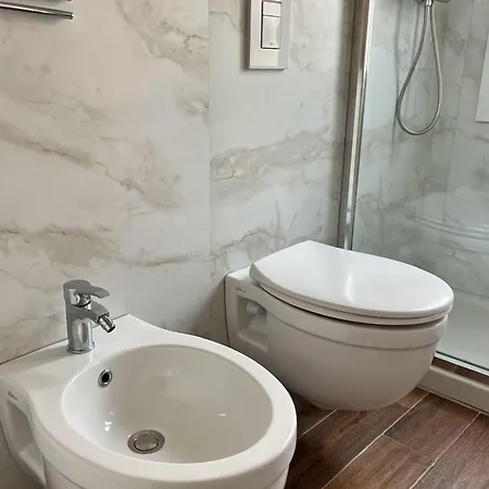 L'angolo Di - The Corner Apartment Florence