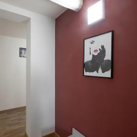 Mona Lisa - Boutique In *