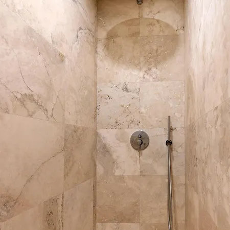 Genteel Piazza Pitti Apartment Florence