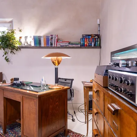 Apartment The Urban Loft By Mmega