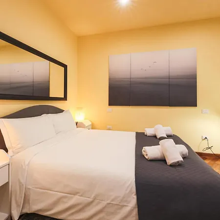 Apartment Florence- Dante's View-piazza Santa Croce In The Heart Of Florence