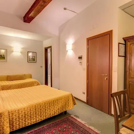 Rex Hotel 3*