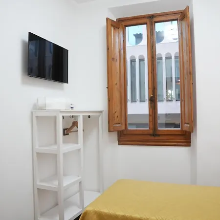 Hostel Affitta Mimi Family
