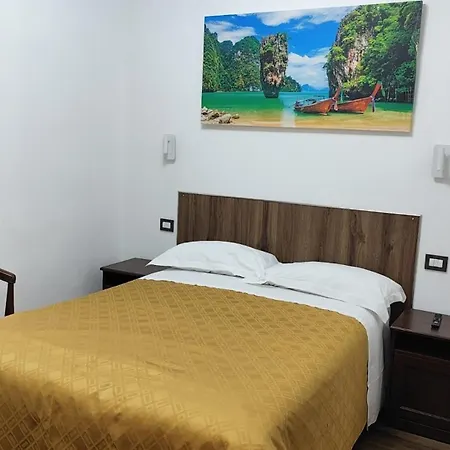 Affitta Mimi Family Hostel Florence