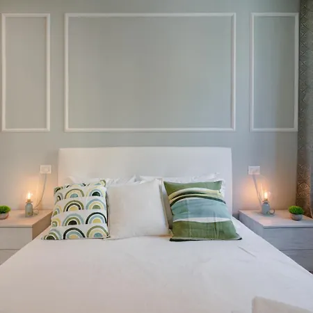 - Cozy House Apartment