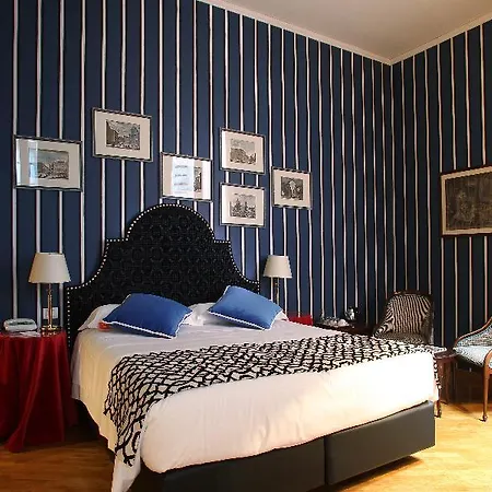Room Mate Collection Isabella, Florence 4*