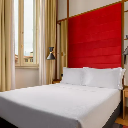 Mate Luca, 4* Florenz
