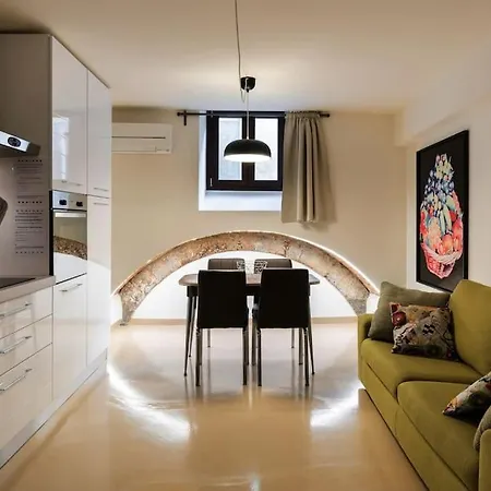 Apartment Arch Duomo - *