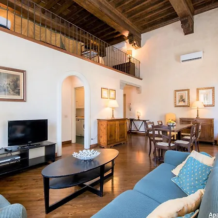 Palazzo Salviati By Varental Aparthotel Florence