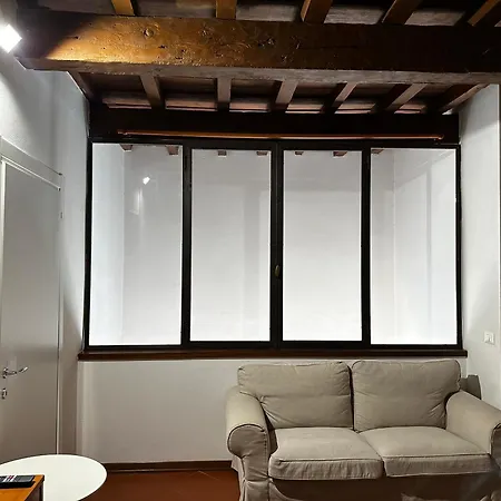 Guicciardini - Boutique In The Heart Of Firenze