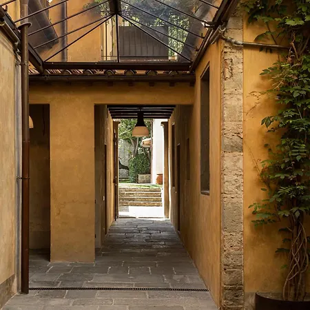 Numa Palazzo San Niccolo Florence