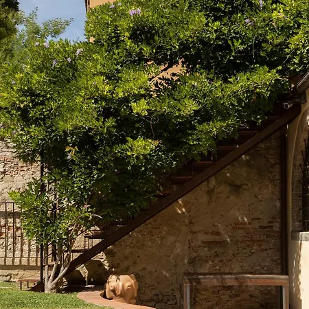 Numa Palazzo San Niccolo Aparthotel Florence