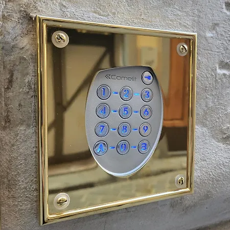 Centro Storico Firenze, Luna House Florence