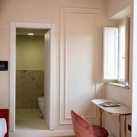 Residenza D'epoca White Firenze
