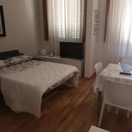 Emanuele's House Apartamento *