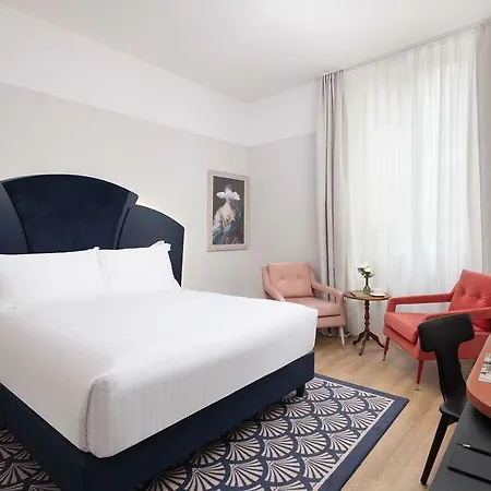 Anglo American Curio Collection By Hilton 4* Florence