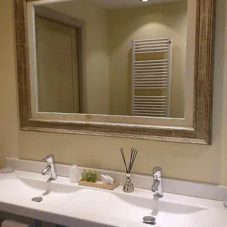 Tornabuoni La Petite Aparthotel 4*