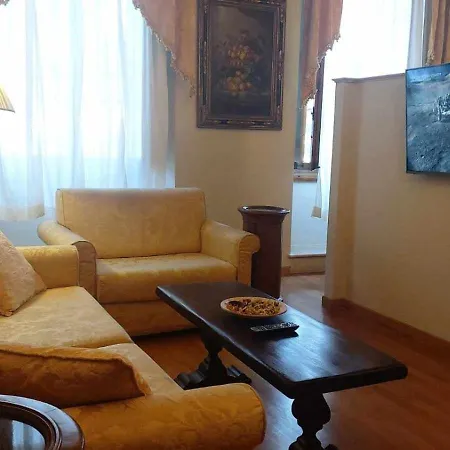 Aparthotel Tornabuoni La Petite