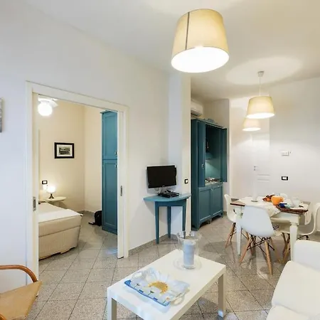 Appartamento Borgo San Jacopo Flats *