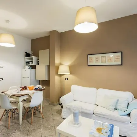Borgo San Jacopo Flats *