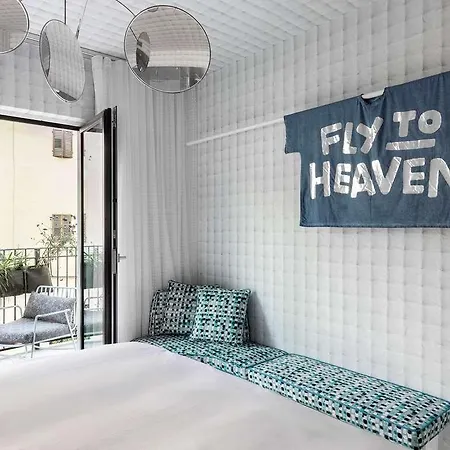 25hours Piazza San Paolino 4*