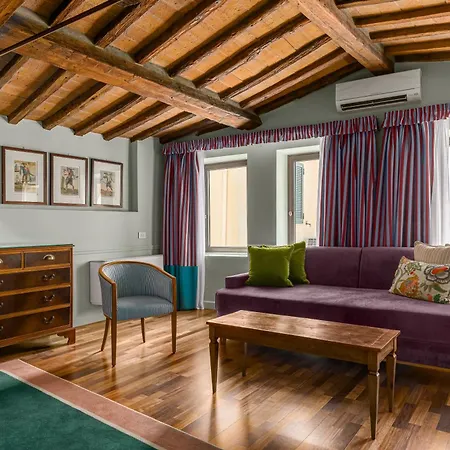 Room Mate Collection Isabella, Florence Hotel 4*