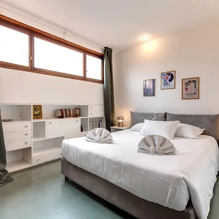 Apartment Fiorenza Historical By Mamo