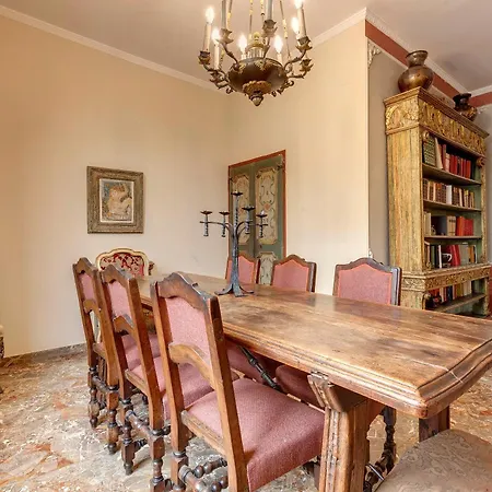 Apartment Fiorenza Historical By Mamo *