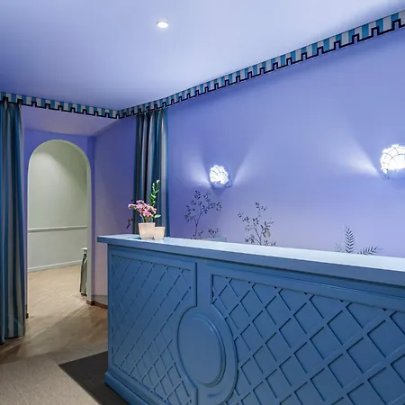 Room Mate Collection Isabella, Florence 4* Florence