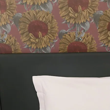Montreal Hotel