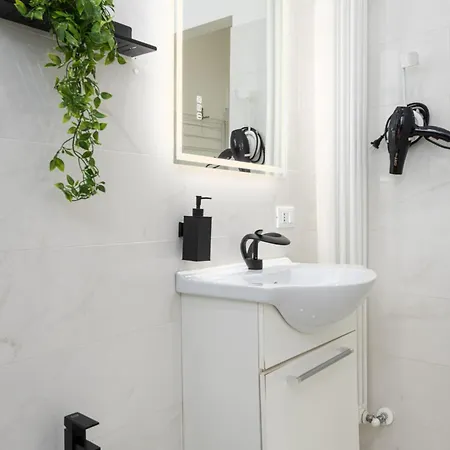 Appartamento Elegante Con Giardino Privato, Jacuzzi Nel Cuore Di Firenze