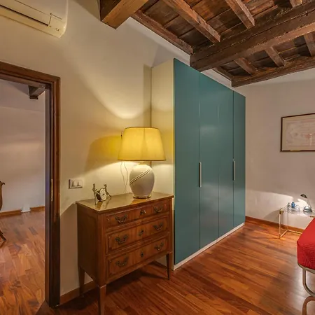 In - Duomo Apartment *