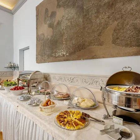 Palazzo Dal Borgo 4*