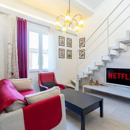Ospedale Careggi - Moderno Apartment