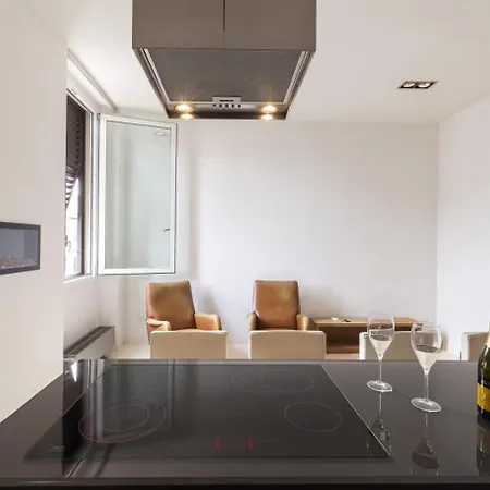 Aura Luxury Property Villa *