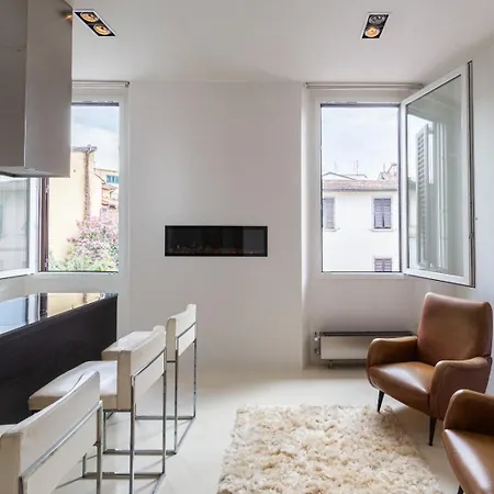 Aura Luxury Property