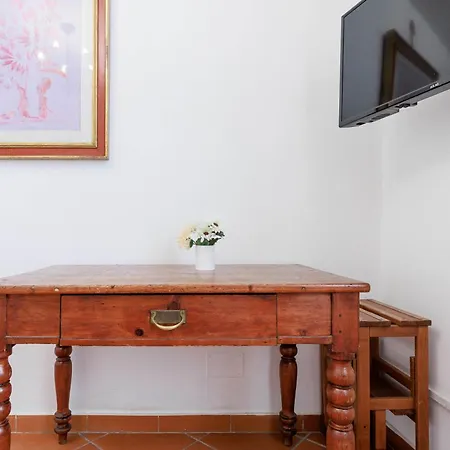 Ponte Vecchio Comfort Apartment *