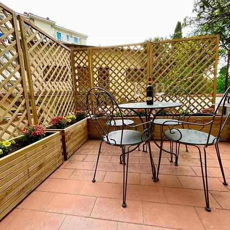 Luxury Careggi Apartmán *