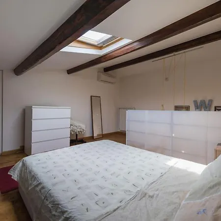 - Cozy Loft Florence
