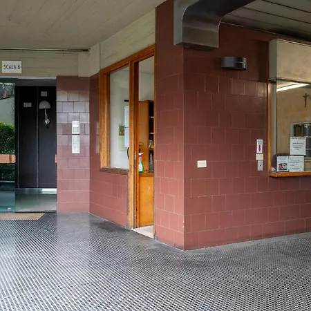 5 Minuti Stazione Luxury Fi Apartment