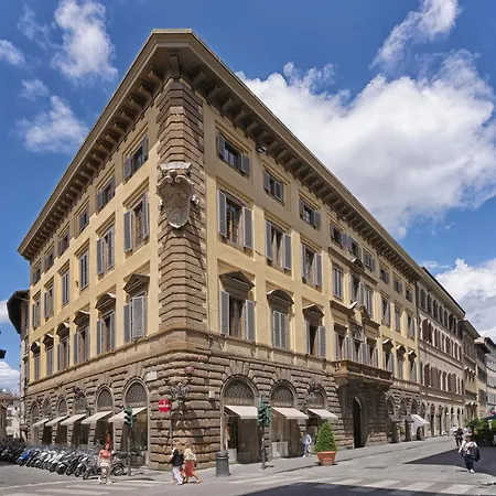 Tornabuoni Living Apartamento