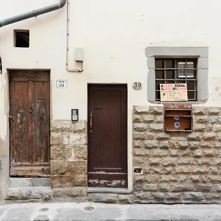 San Frediano Comfortable Apartment Florence