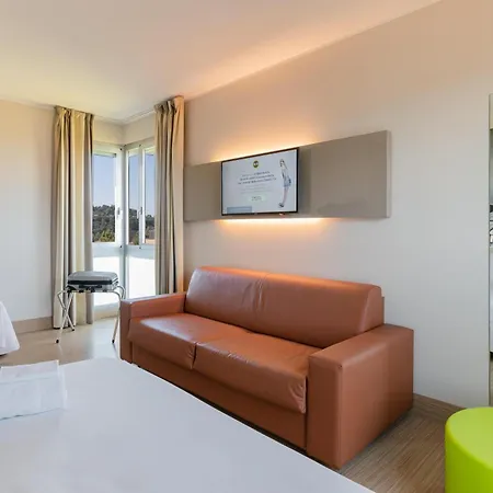 Hotel City Center 3*